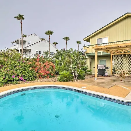 South Padre Island Oasis With Pool Walk To Beach! Vila